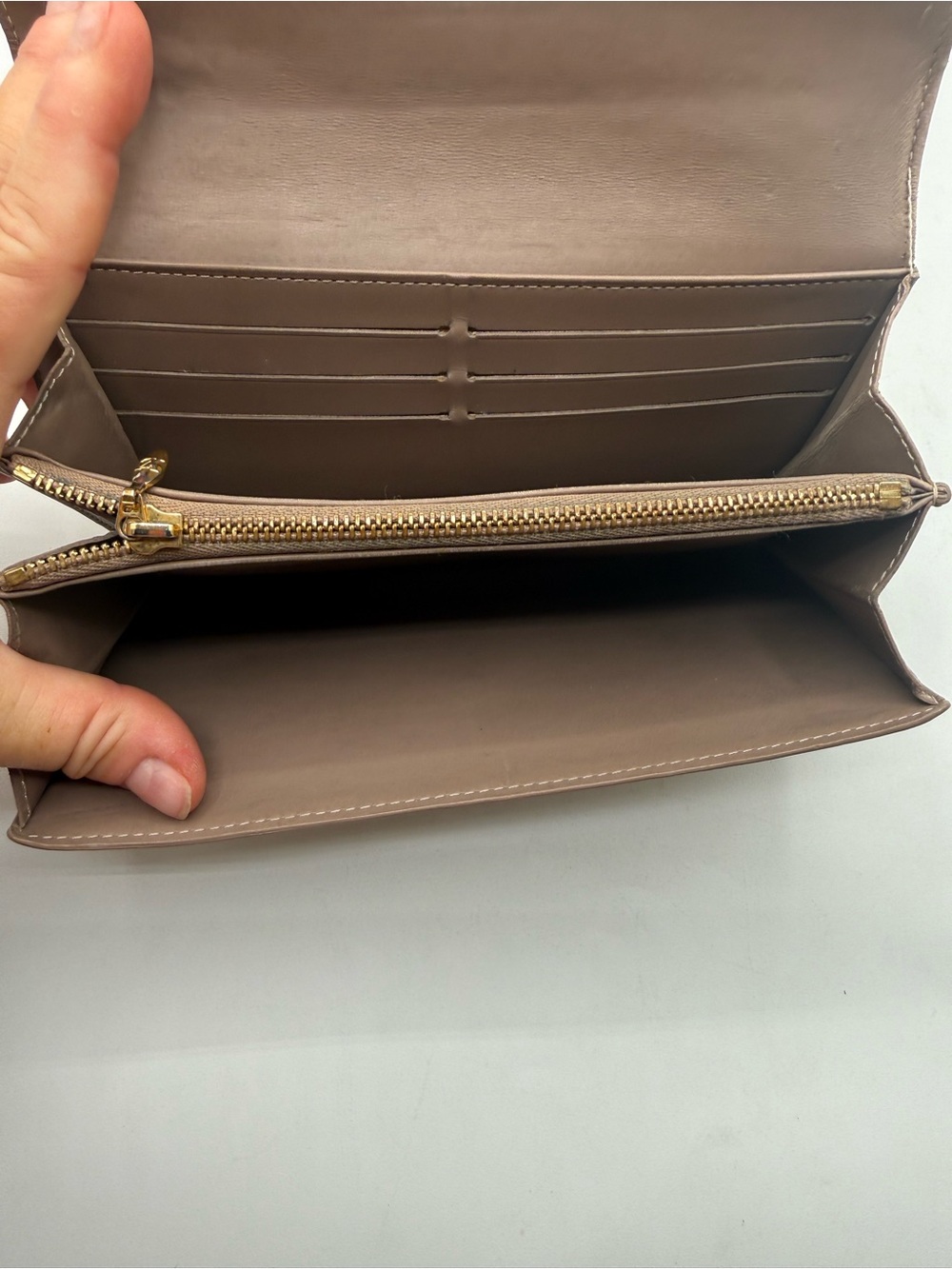 Louis Vuitton Bronze Vernis wallet rare color/COA - Picture 11 of 16